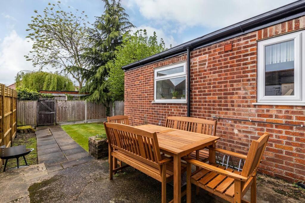 Dovecote House Beeston Private Parking 15Mins From Nottingham City Centre Close To Qmc Hospital Εξωτερικό φωτογραφία
