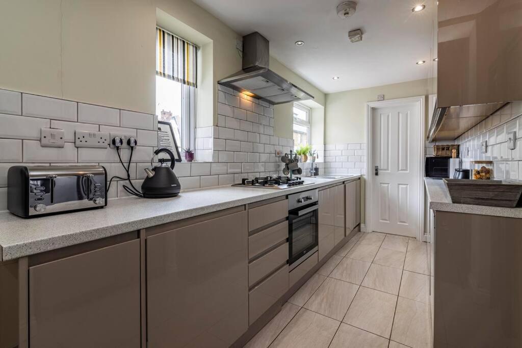 Dovecote House Beeston Private Parking 15Mins From Nottingham City Centre Close To Qmc Hospital Εξωτερικό φωτογραφία